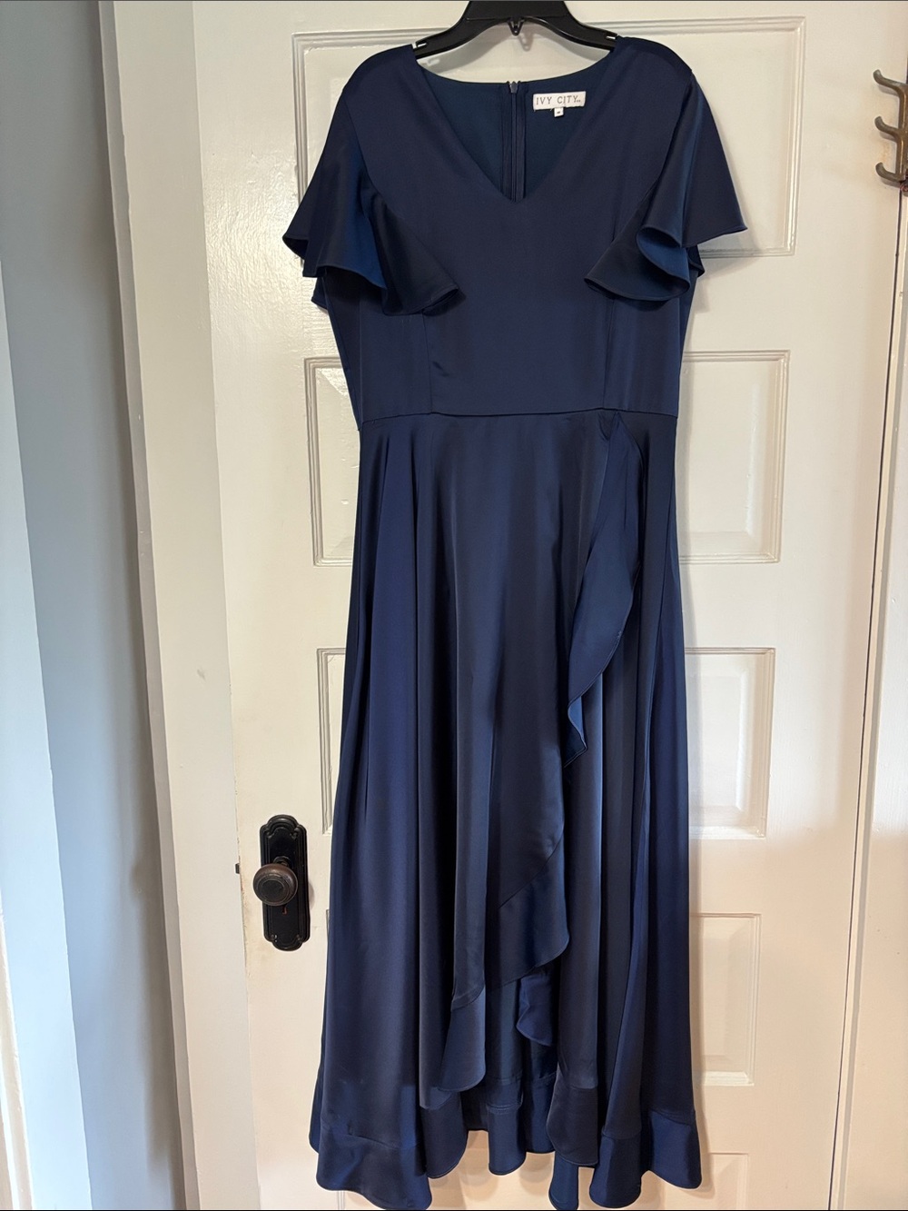 Ivy City Navy Flutter-Sleeve Midi Dress